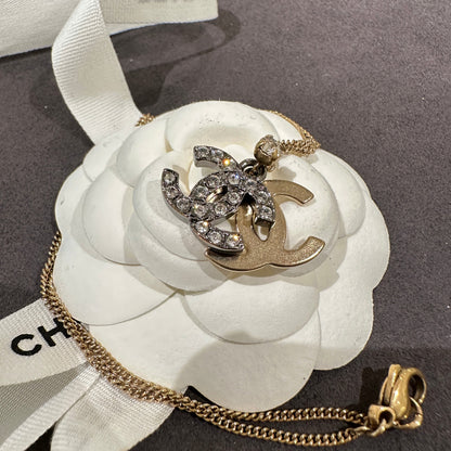 Chanel vintage double CC necklace