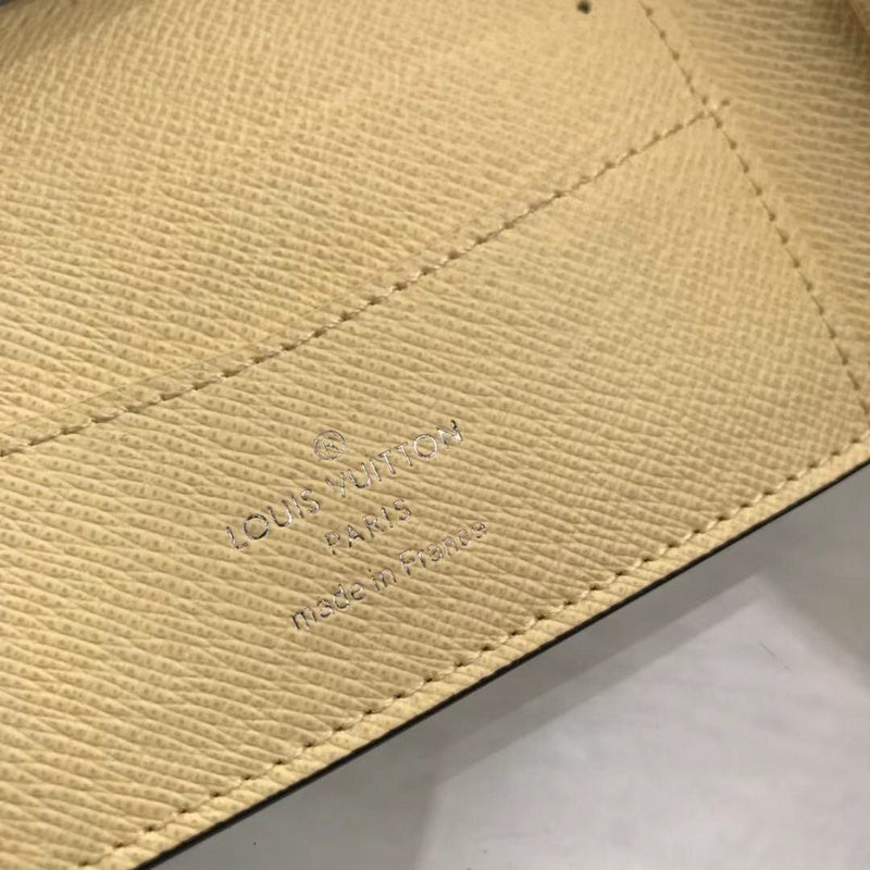 Franco Shops - Louis Vuittons  - 10975