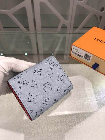 Franco Shops - Louis Vuittons  - 9152