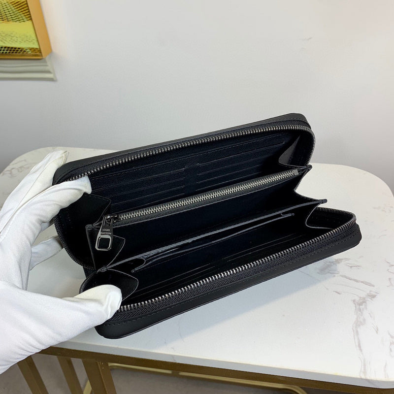 Franco Shops - Louis Vuittons  - 10890