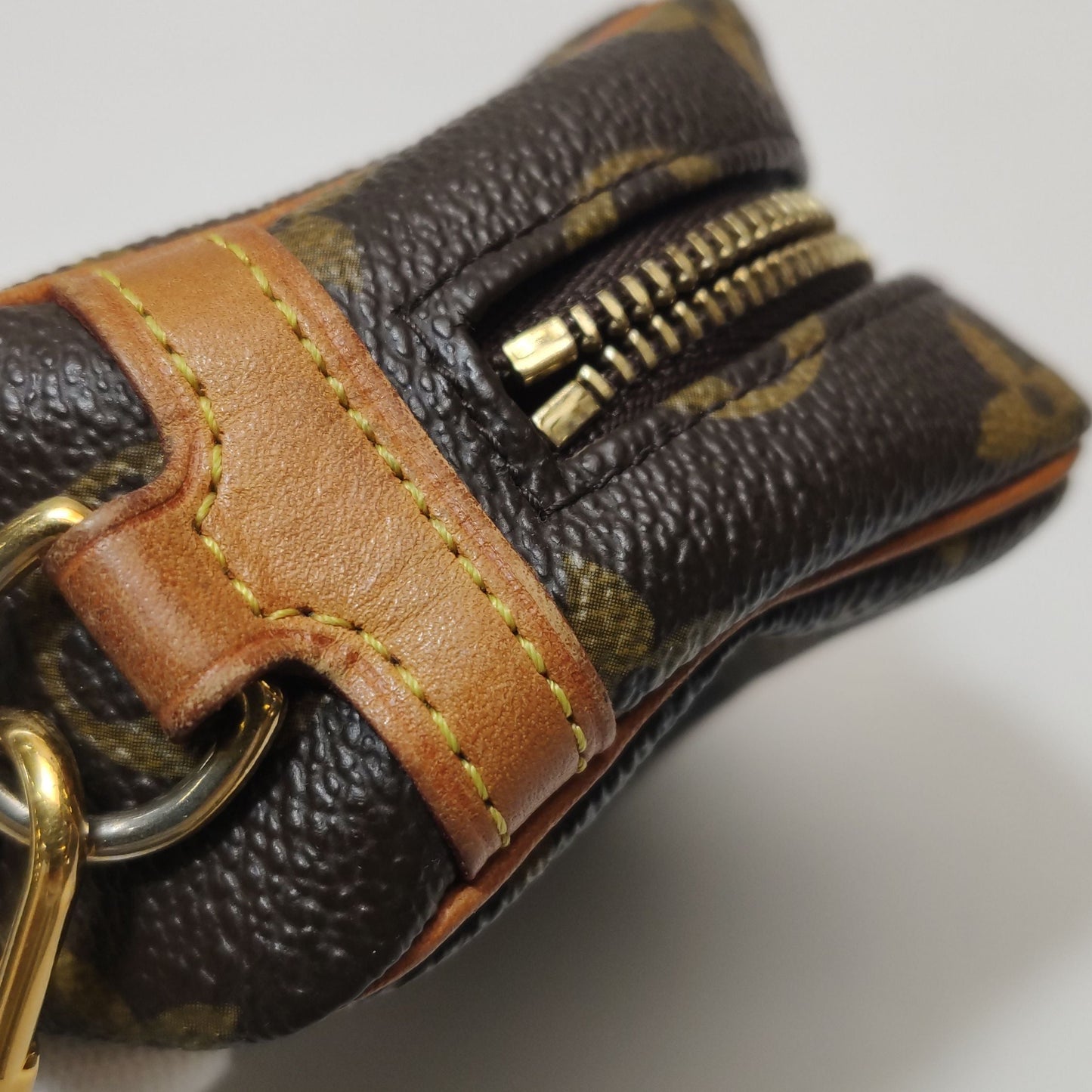 Louis Vuitton Monogram Zippy Coin Purse 250502781175071