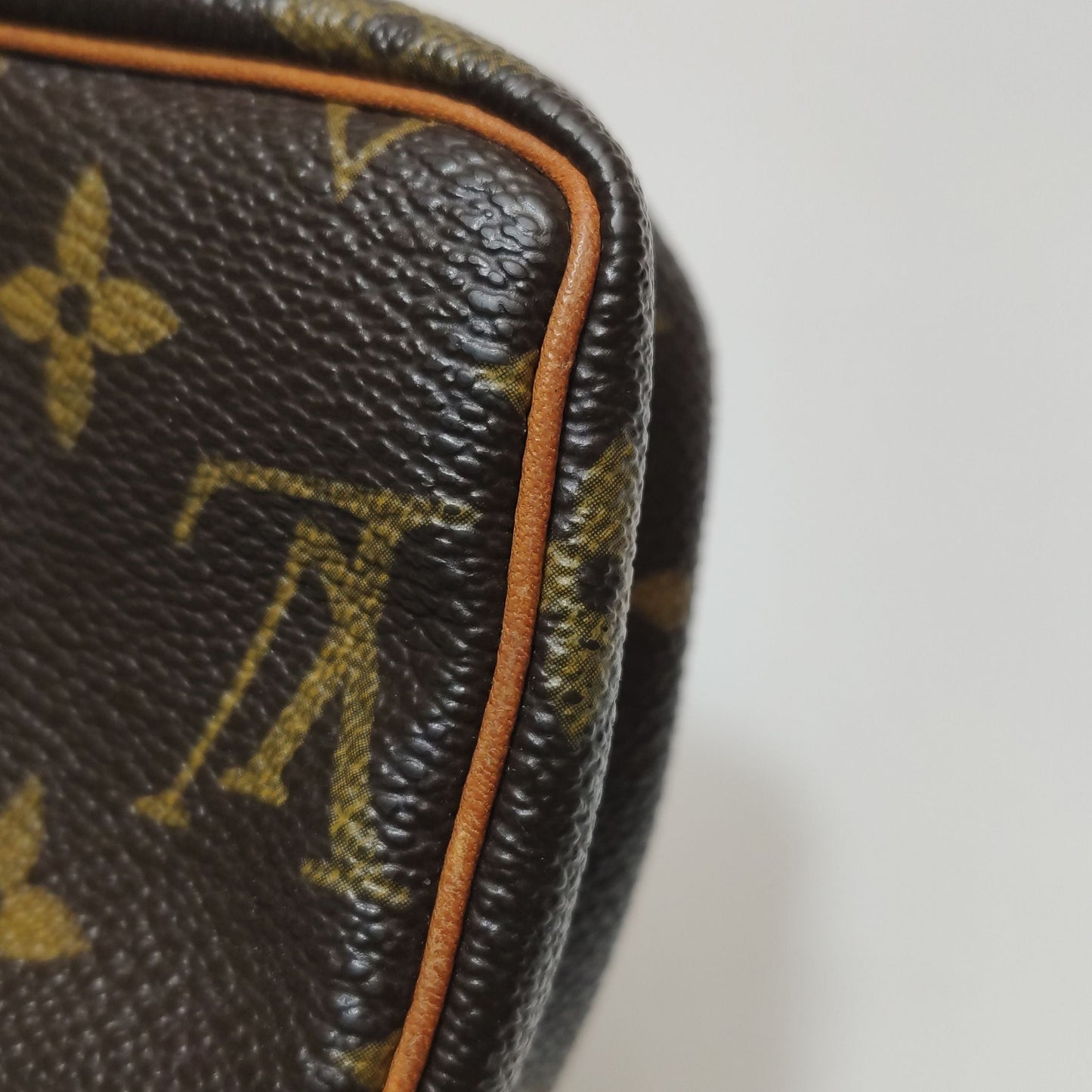 Louis Vuitton Monogram Zippy Coin Purse 250502781175071
