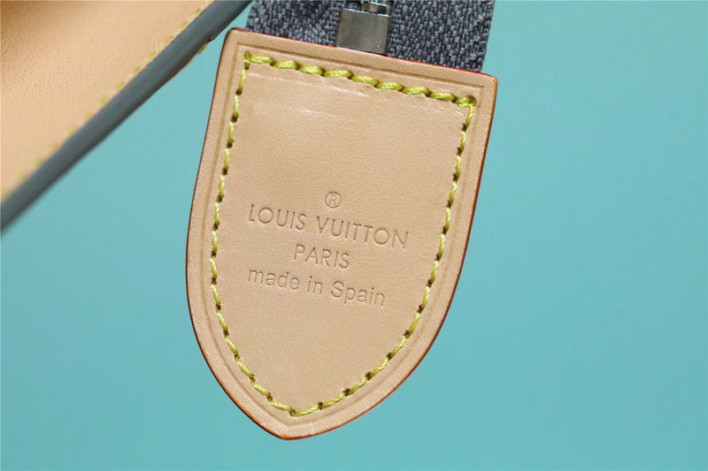 Franco Shops - Louis Vuittons  - 10761