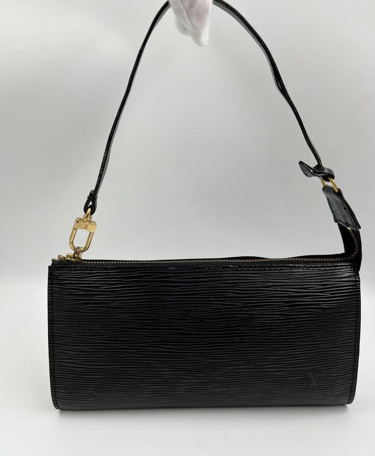 Louis Vuitton Pochette in Epi Leather
