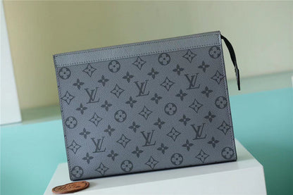 Franco Shops - Louis Vuittons  - 10720