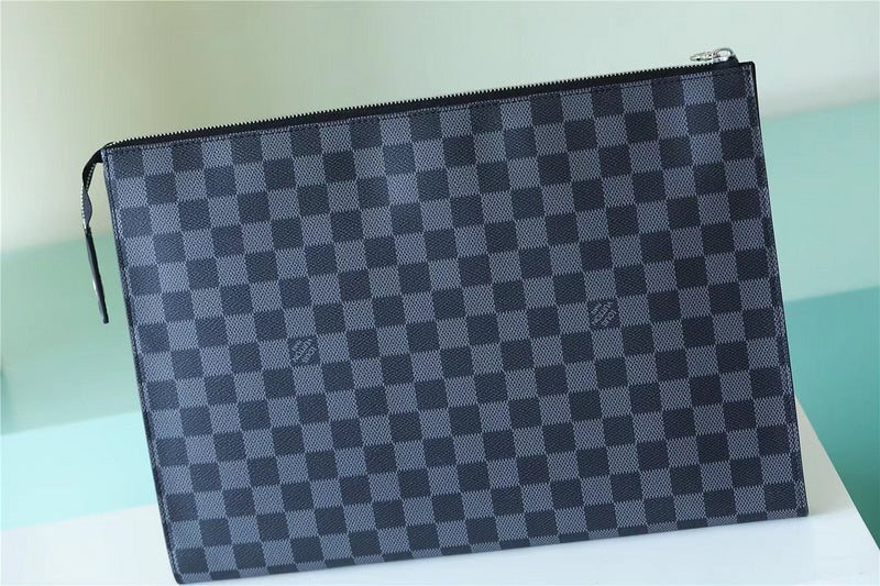 Franco Shops - Louis Vuittons  - 10548