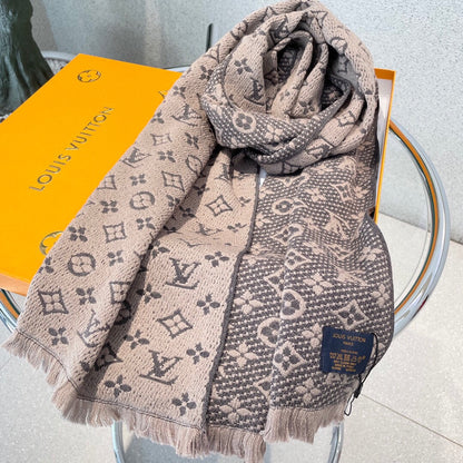 Louis Vuitton scarf