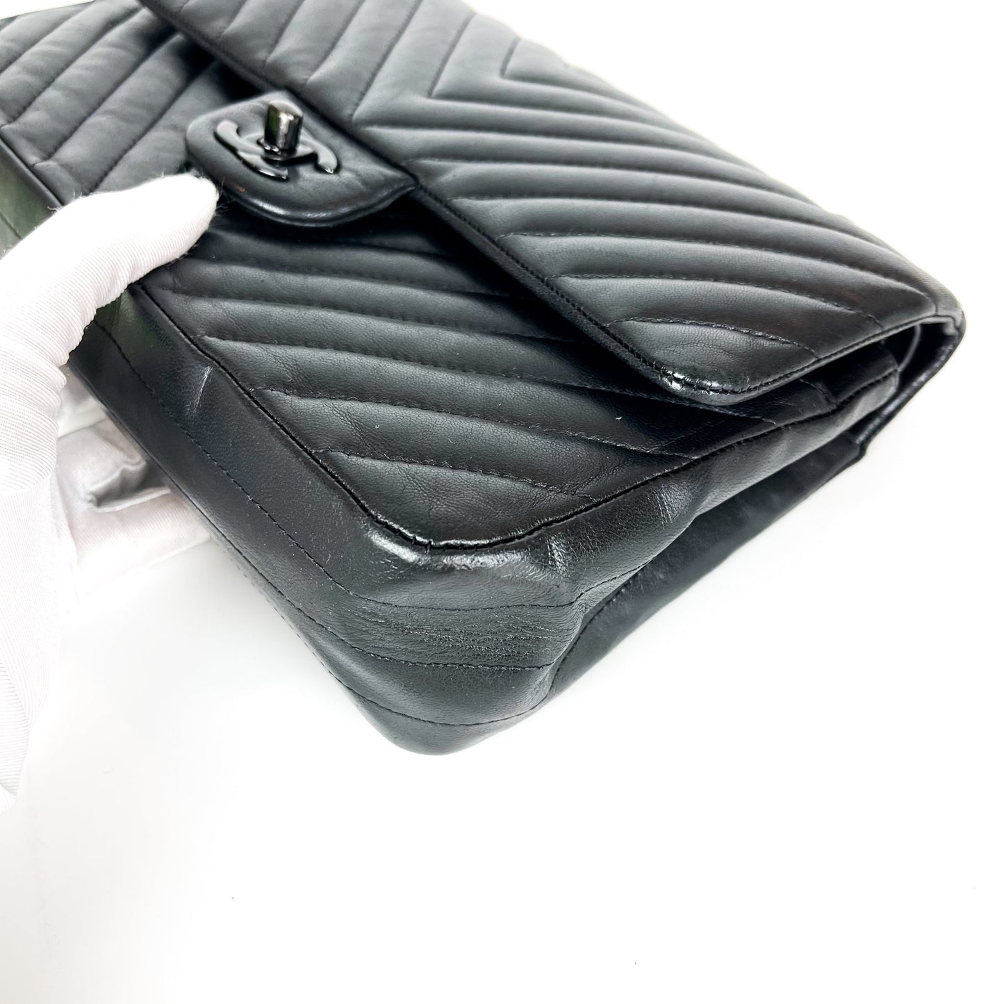 Medium Classic Double Flap So Black Chevron Bag