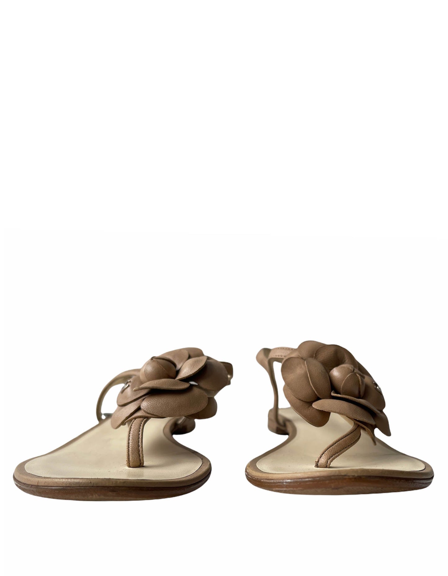 Chanel Beige Leather Camelia CC Thong Sandals sz 35.5