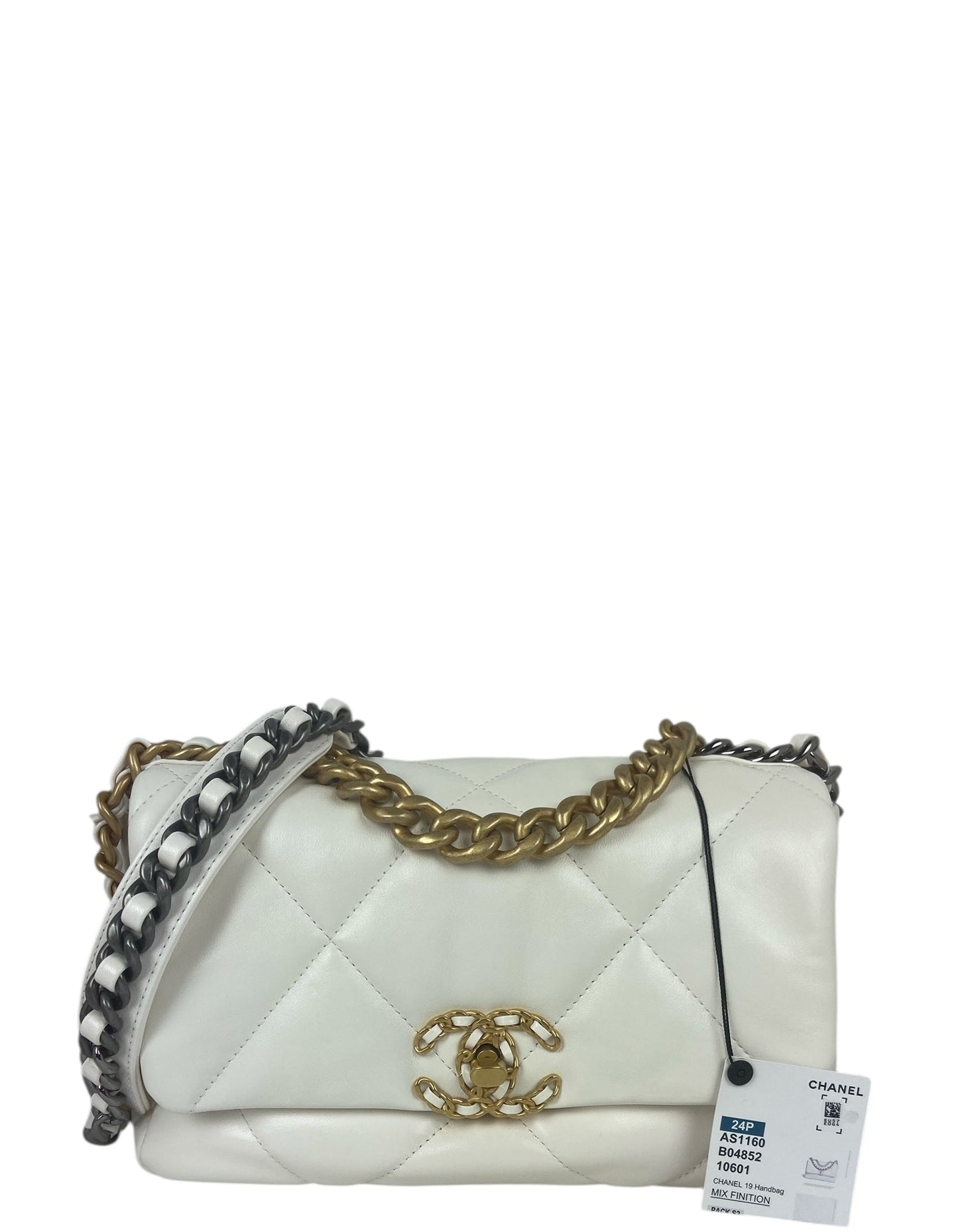 Chanel NWT White Lambskin Quilted Medium 19 Bag