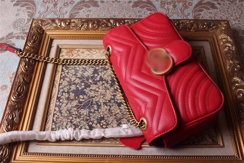 GC011  MEDIUM SIZE 10.2x5.9x2.8inch   SMALL SIZE 8.7x5.1x2.4inch