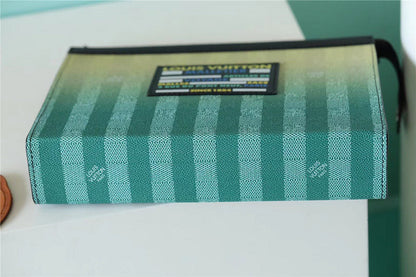 Franco Shops - Louis Vuittons  - 10717