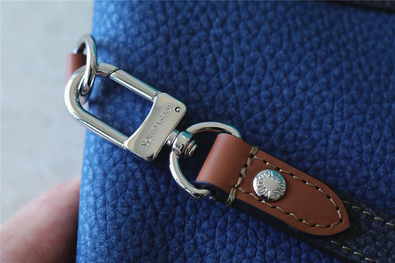 Franco Shops - Louis Vuittons  - 10697