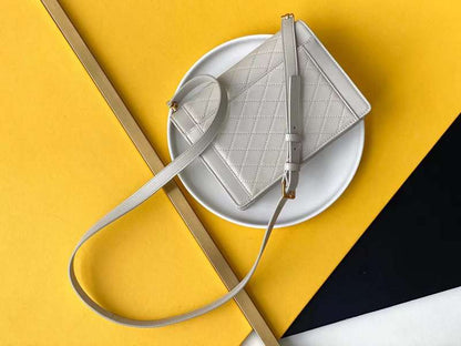 Yves Saint Laurent - Bags