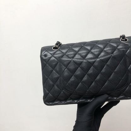 Classic Double Flap Caviar M/L in Black SHW