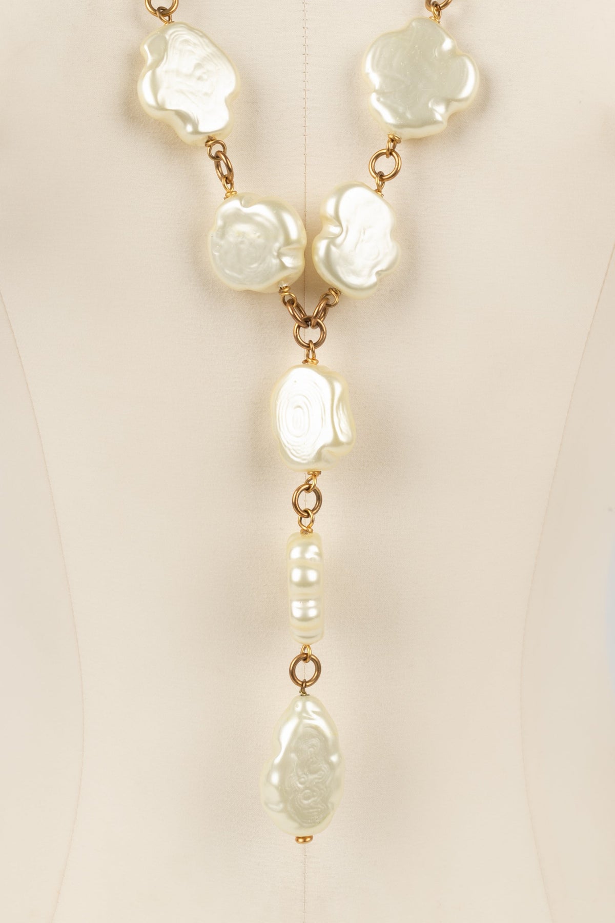Collier de perles Chanel