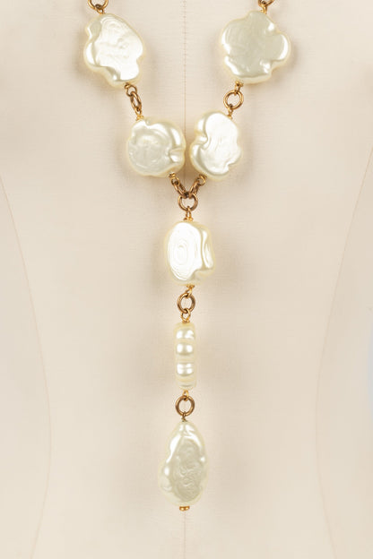 Collier de perles Chanel