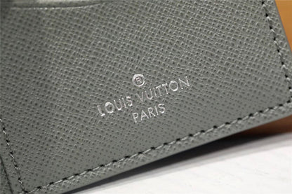 Franco Shops - Louis Vuittons  - 10992