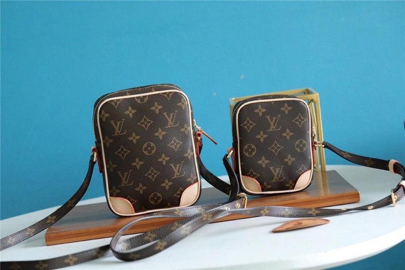 The Franco Shops - Louis Vuittons  - 7647