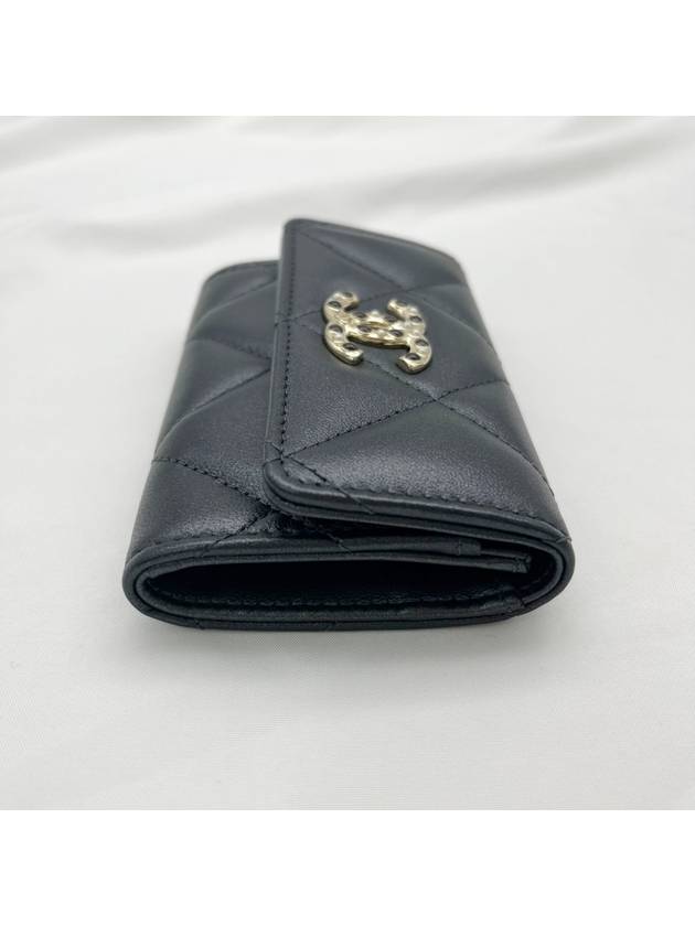 CC Logo Flap Lambskin Card Wallet Black Chanel