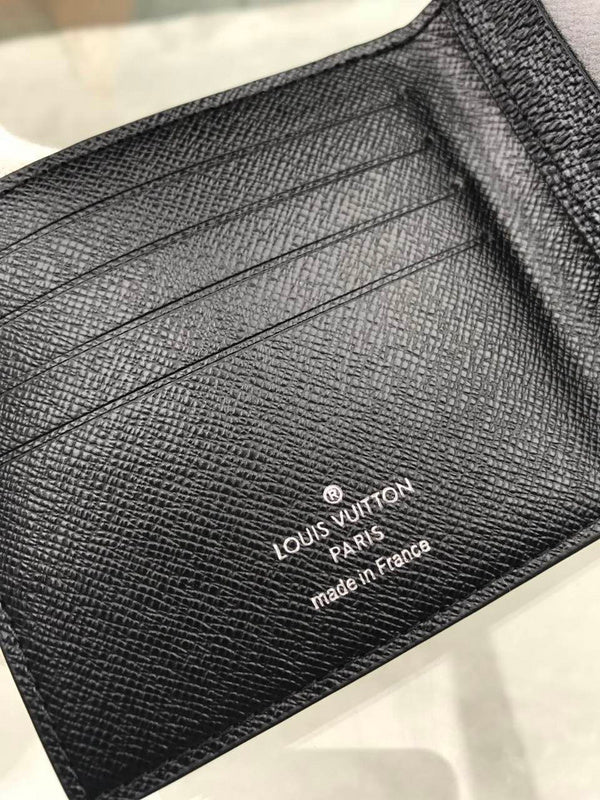 Franco Shops - Louis Vuittons  - 10978