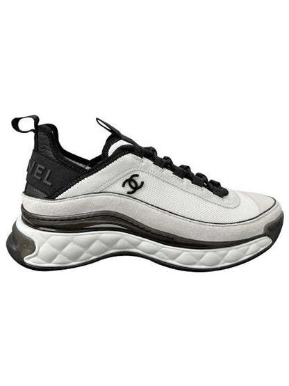 Fabric Suede Calfskin Low-Top Sneakers White Light Grey Chanel