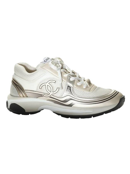 Women CC Logo Fabric Laminated Low Top Sneakers Silver Ivory Chanel