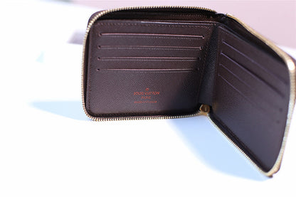 Franco Shops - Louis Vuittons  - 9293