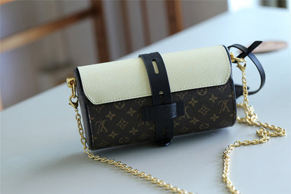The Franco Shops - Louis Vuittons  - 7979