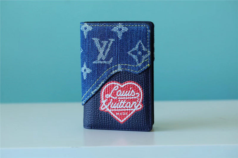 Franco Shops - Louis Vuittons  - 10777