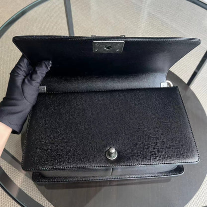 *Like New* Caviar New Medium Boy 28CM Quilted Grained Calfskin Black Ruthenium Silver Hardware Series 27