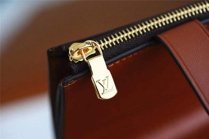 Franco Shops - Louis Vuittons  - 10768
