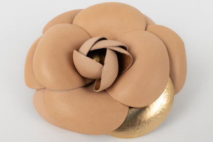 Broche Camélia Chanel