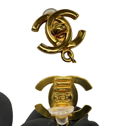 CHANEL Earring Gold Plated gold