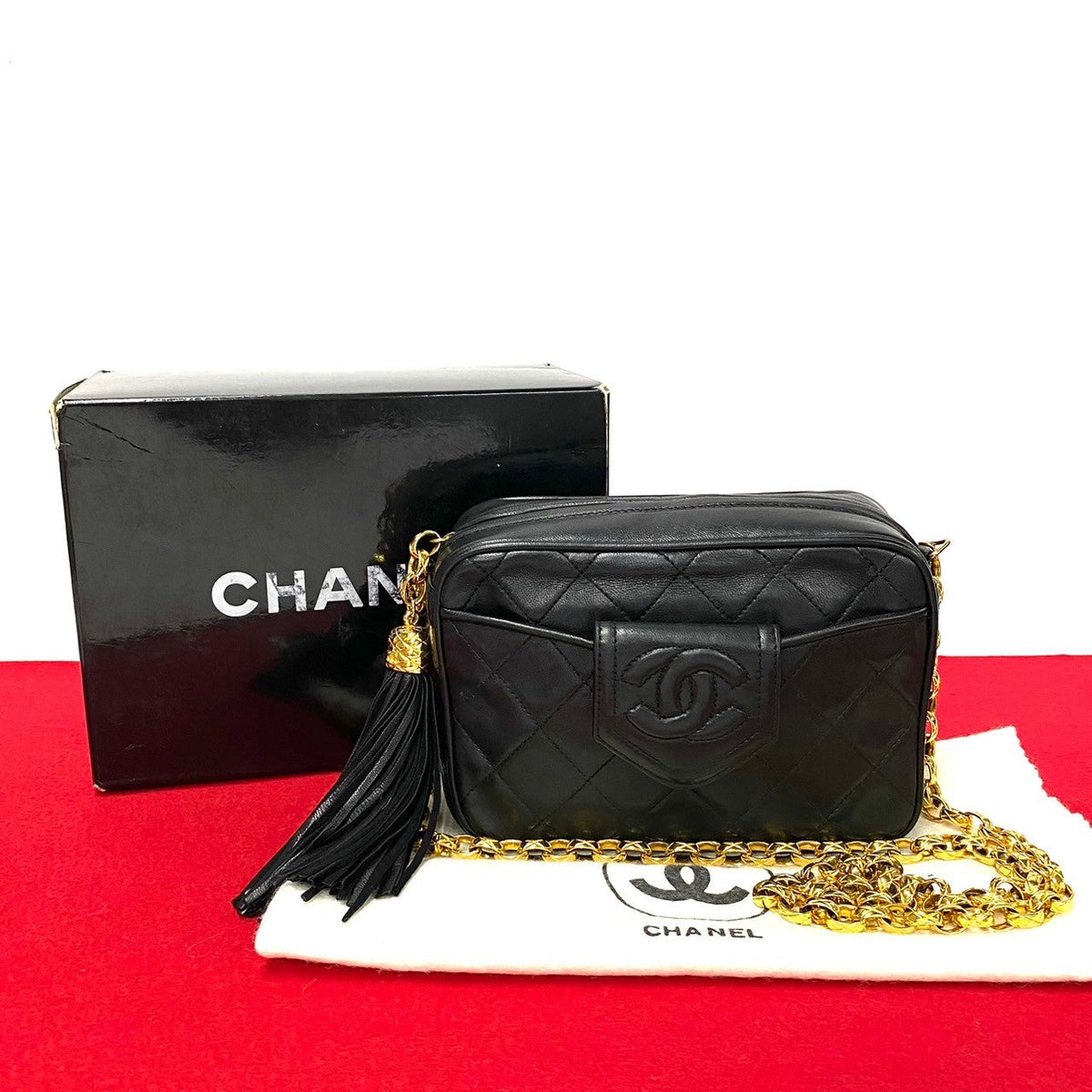 Chanel CC Matelasse Fringe Bag  Leather Crossbody Bag in Good condition