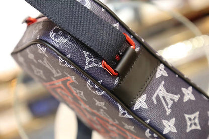 Franco Shops - Louis Vuittons  - 15597