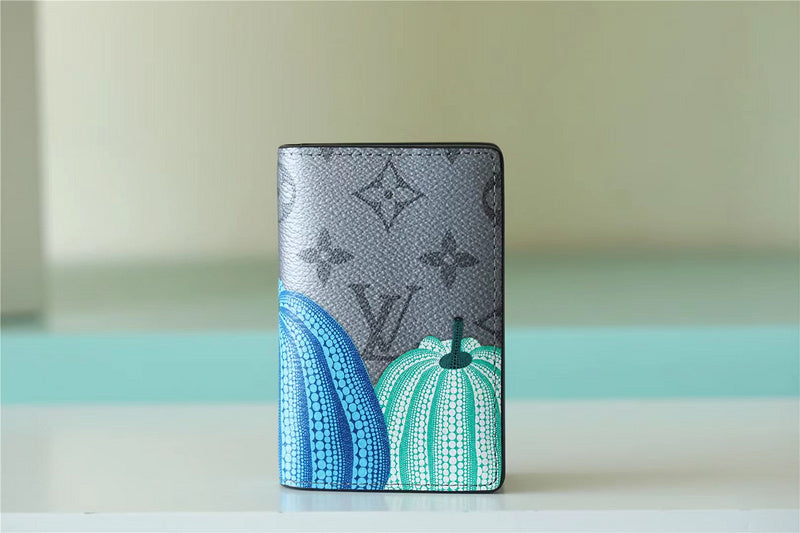 Franco Shops - Louis Vuittons  - 10582