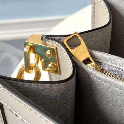 LV DAUPHINE MM