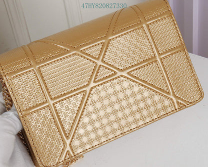 Christian Dior Bags Bags - The Tote   654