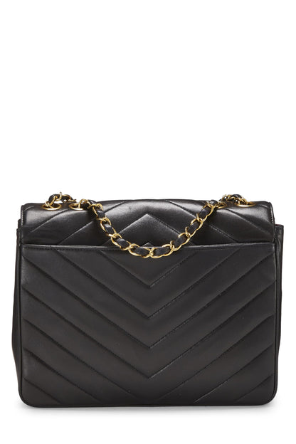 Chanel,  Black Lambskin Chevron Envelope Flap Small, Black