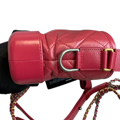 Aged Calfskin Quilted Small Gabrielle Hobo Red