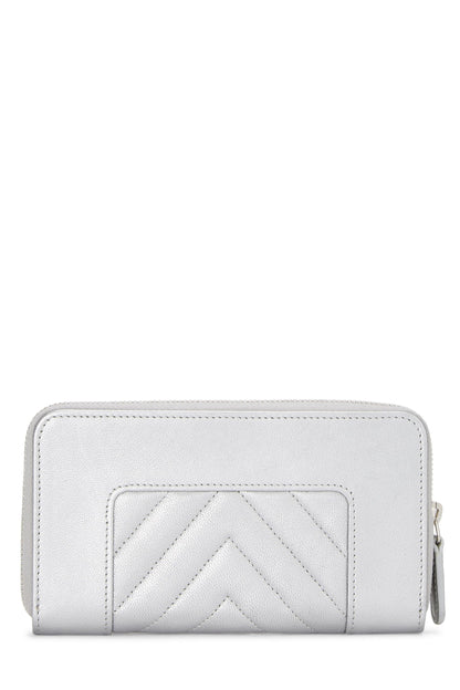 Chanel,  Silver Lambskin Mademoiselle Vintage Zippy, Silver