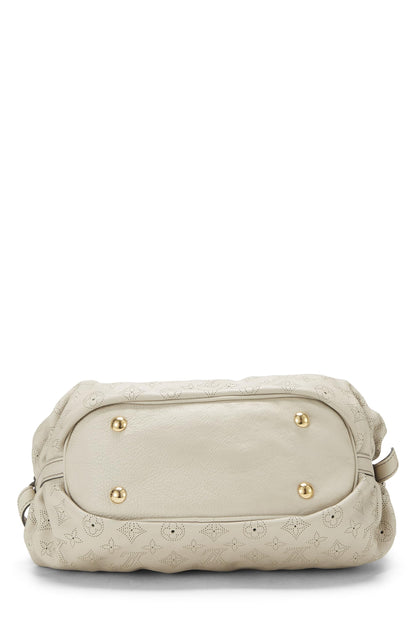 Louis Vuitton,  White Monogram Mahina Leather XS, White