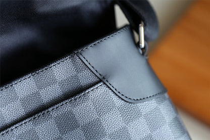 Franco Shops - Louis Vuittons  - 10414