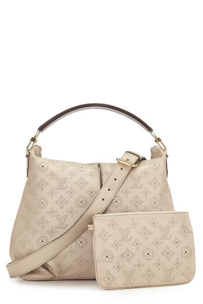 Louis Vuitton,  Beige Monogram Mahina Selene MM, Beige
