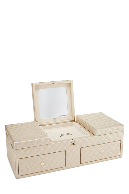 Chanel,  Beige Quilted Lambskin Jewelry Chest Large, White
