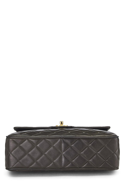 Chanel,  Green Quilted Lambskin Pocket Camera Bag Large, Green
