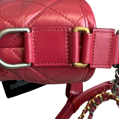Aged Calfskin Quilted Small Gabrielle Hobo Red