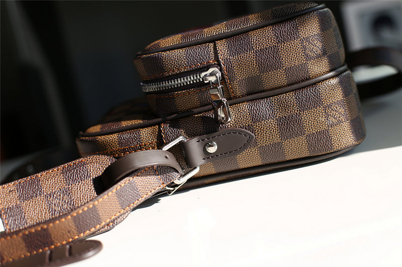 Franco Shops - Louis Vuittons  - 10371