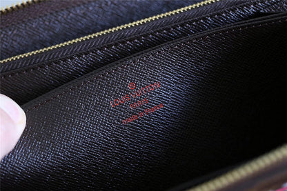 Franco Shops - Louis Vuittons  - 9340